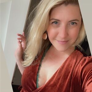 Meet your Posher, Kirstin